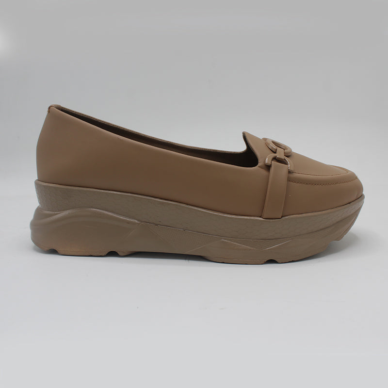 STEPLAR Monochromatic Platform Court Shoe