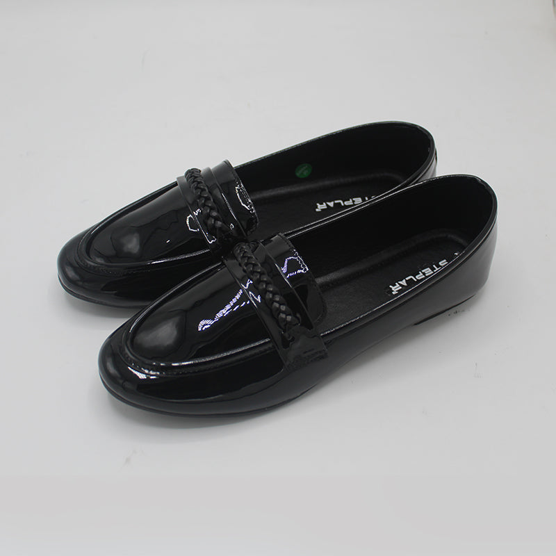 STEPLAR Braided Patent Tassel Flat