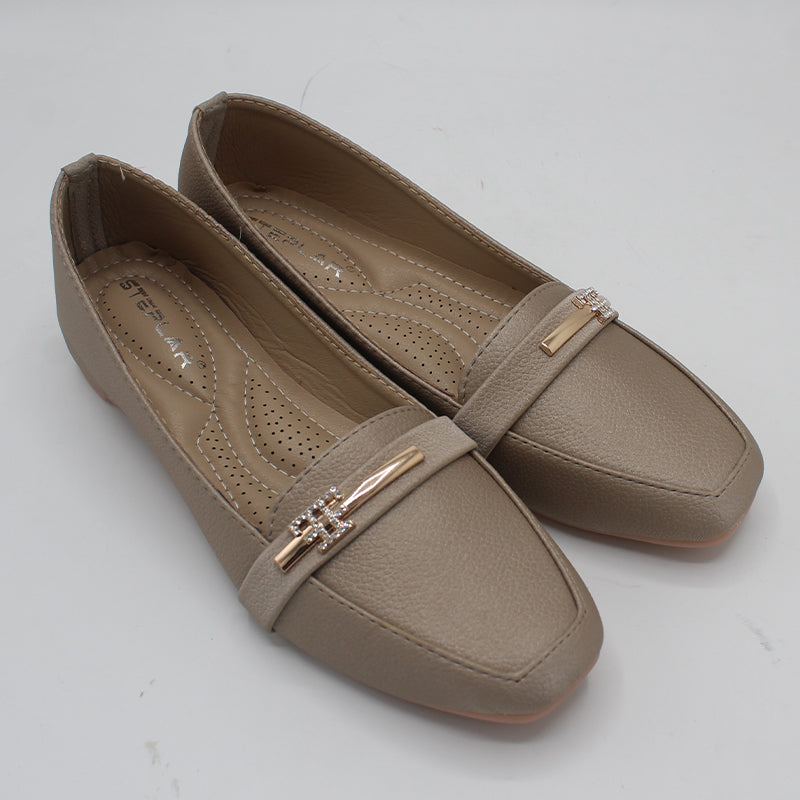 STEPLAR Squared-Toe Gold Bar Flat