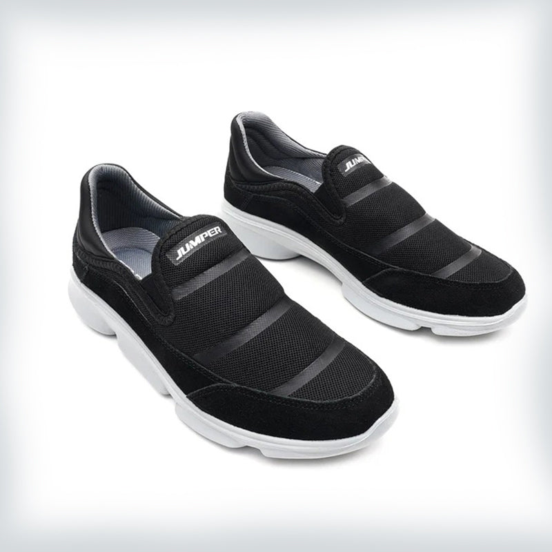 Jumper Lightweight Mesh Slip-On Trainer