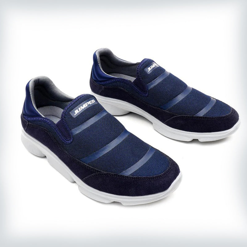 Jumper Lightweight Mesh Slip-On Trainer