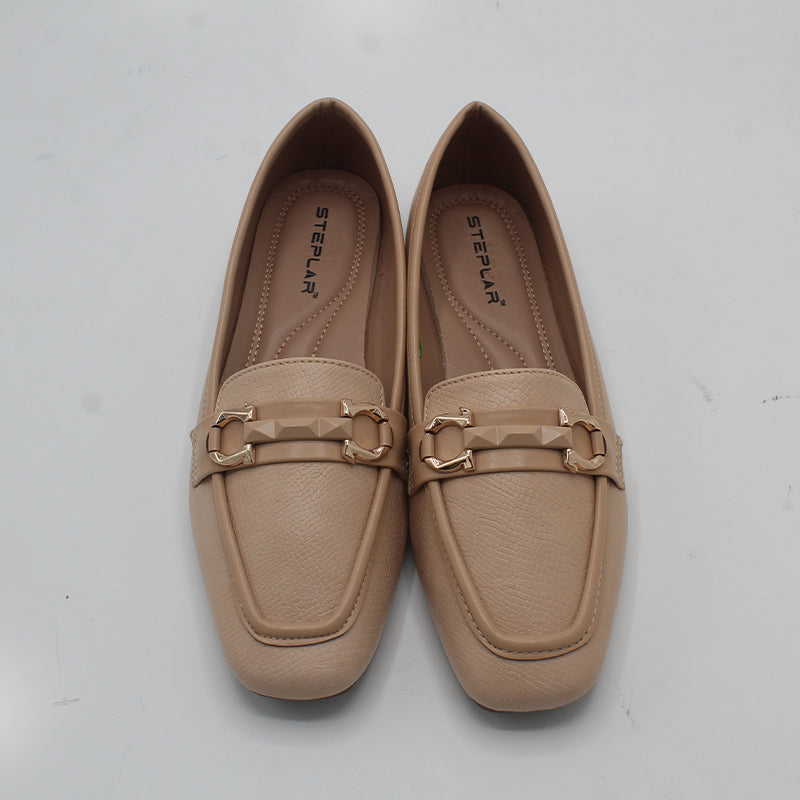 STEPLAR Minimalist Studded Buckle Flat
