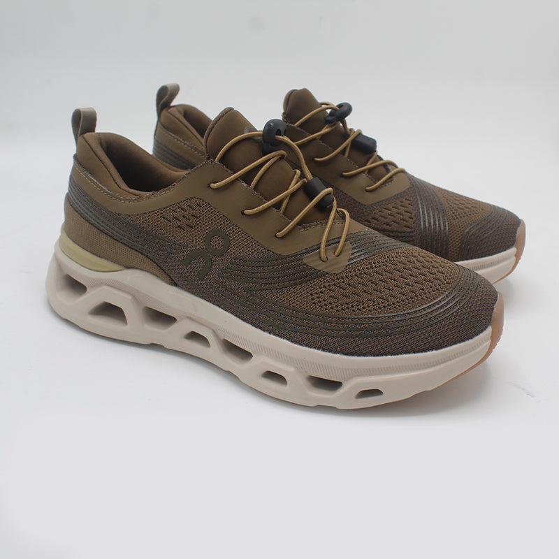 Vented-Pod Trail Runner with Toggle Lacing